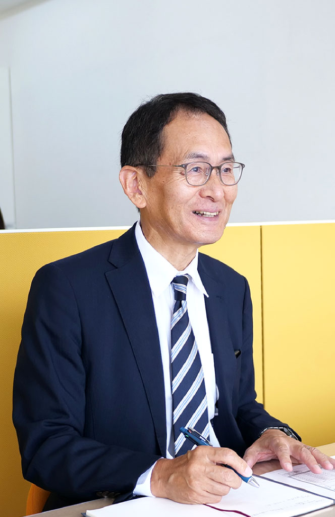石谷　秀也
