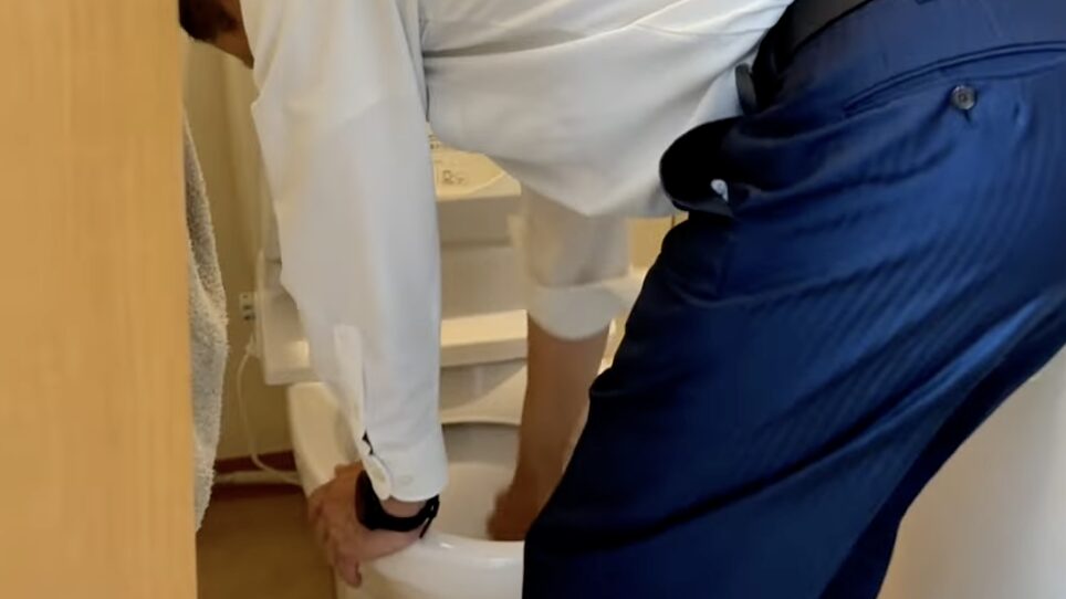 毎朝の清掃と町議活動